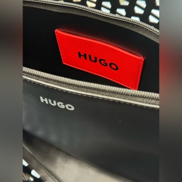 🆕 HUGO 🧿 NWT CHRIS Laser Cut Shoulder Bag Set - Tote Bag & Pouch - Black - Picture 11 of 16